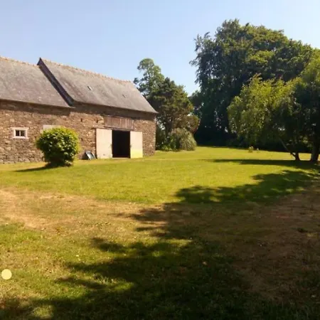 Environnement Calme Et Reposant - Cotes-d'armor Ploezal